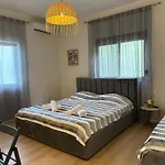 Freya's 3* Durrës