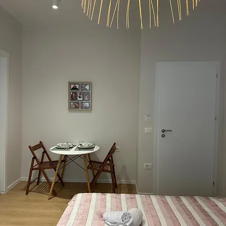 Freya's Bed & Breakfast Durrës