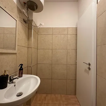 Bed & Breakfast Freya's Durrës